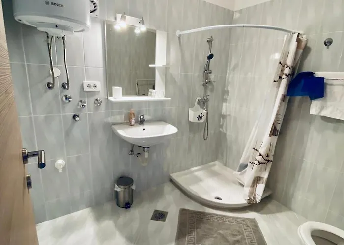 Vinko In - Istrien 3*